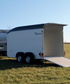 The excellent Debon C700 Trailer with rear view in open field.