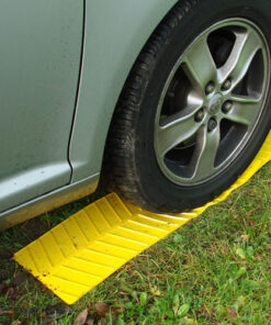 Yellow Grip Mats (Pair) MP536 with Car