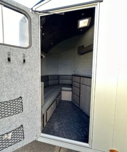 Cheval Liberte Maxi Living Fitted Horse Trailer - Berkshire County Trailers