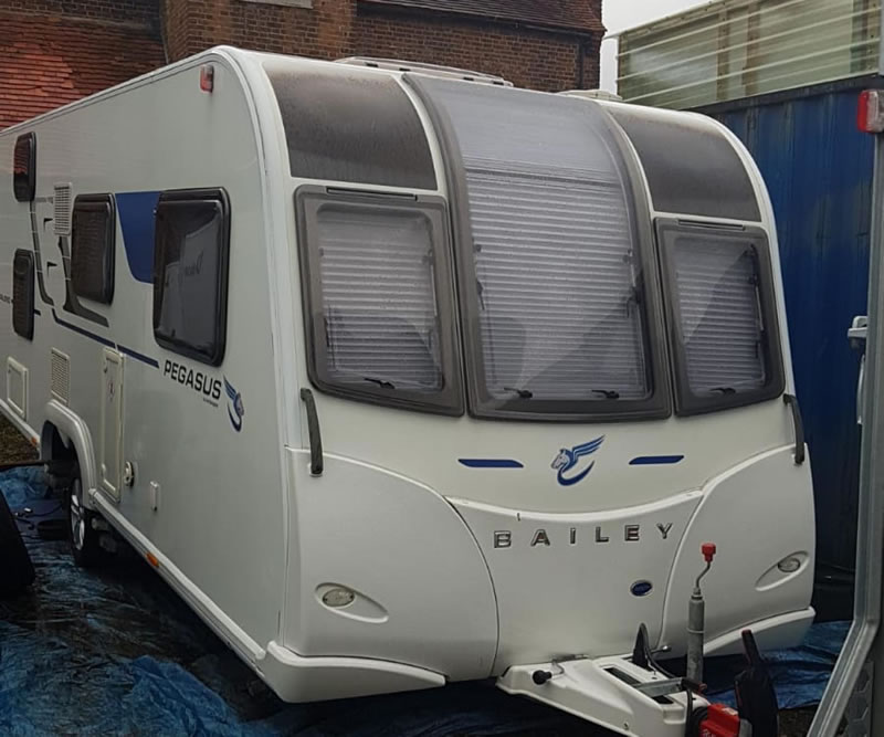 Expert caravan trailer servicing in Berkshire, keeping your caravan safe and roadworthy.