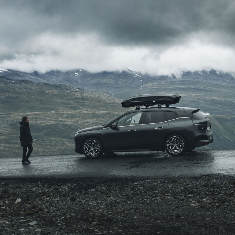 Thule Motion 3 Roof Box, designed to be sleek, modern & functional for any occasion.