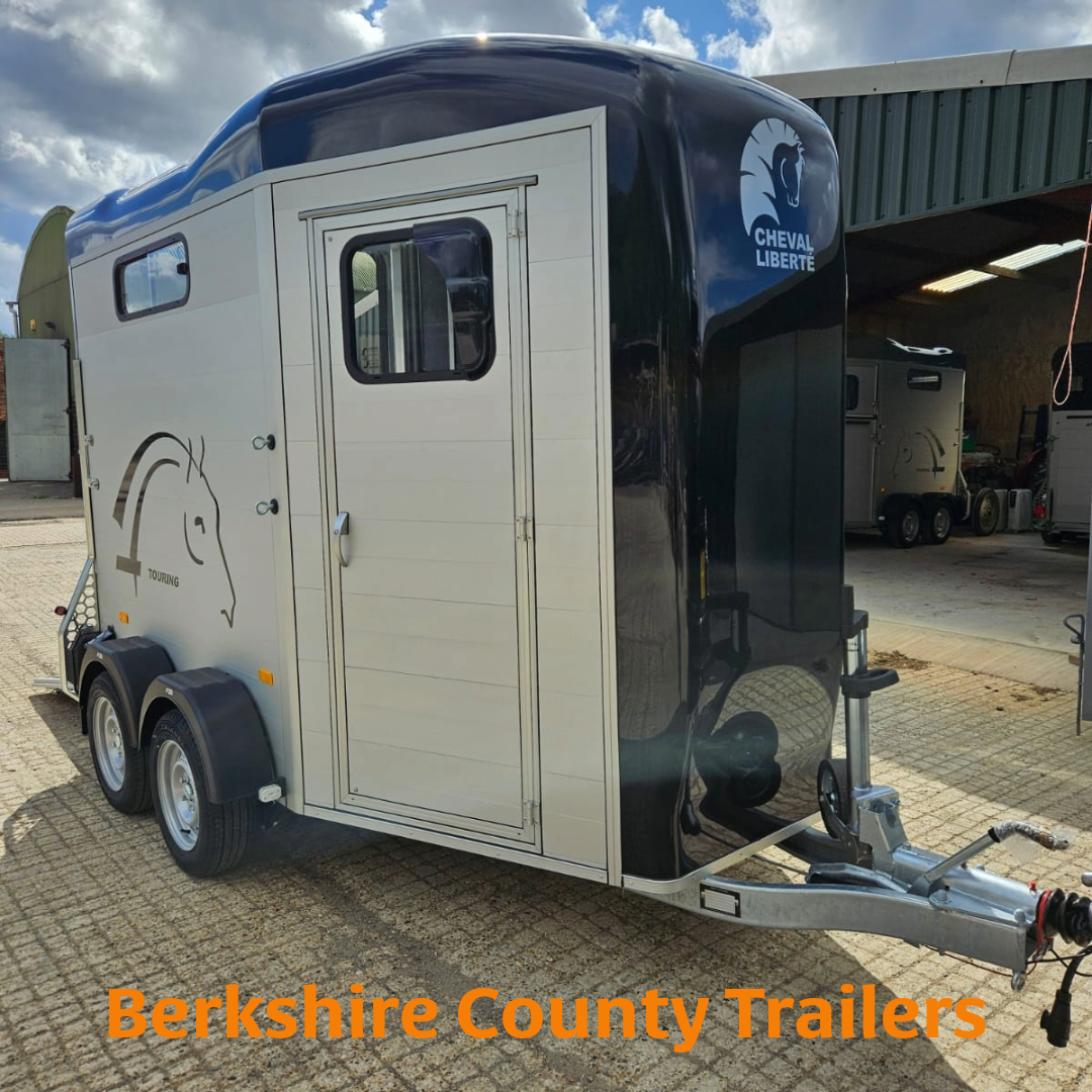 Cheval Liberte Touring County Horse Trailer + Tack Room - Berkshire County Trailers
